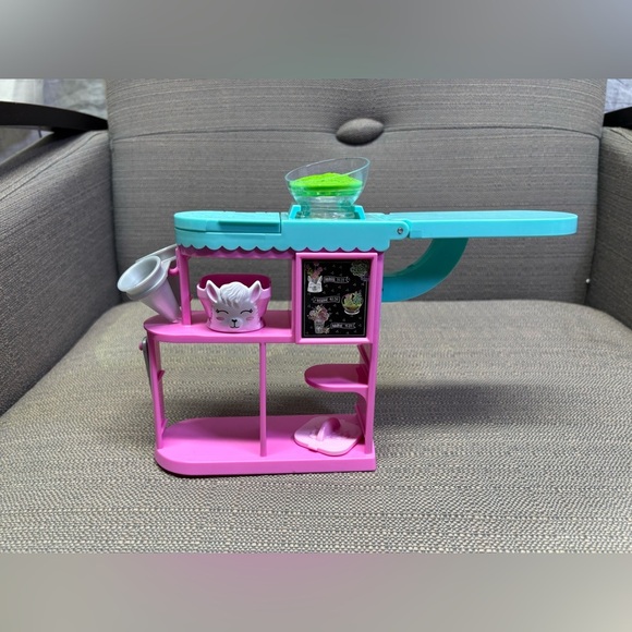 Barbie "You Can Be Anything" Florist Counter Playset Piece - Picture 1 of 4